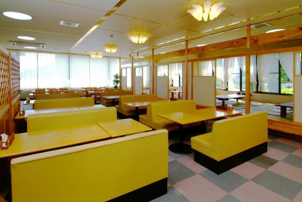 Ishiuchi Yungparunas Hotel Minamiuonuma Екстериор снимка